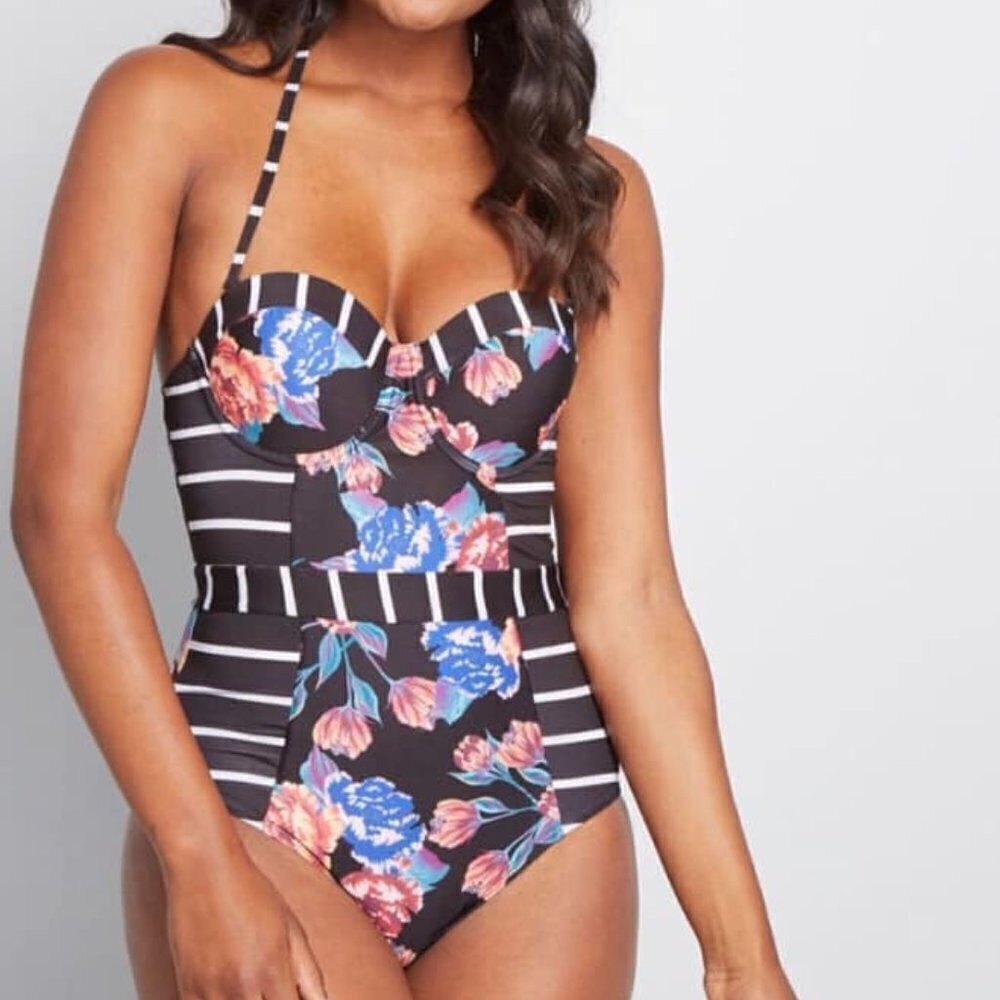 Modcloth Harper One Piece Floral Halter Swimsuit NEW